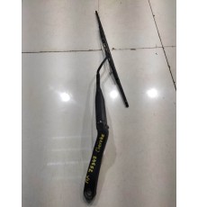 Поводок стеклоочистителя (правый)