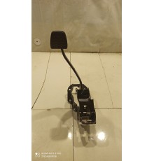 Педаль тормоза