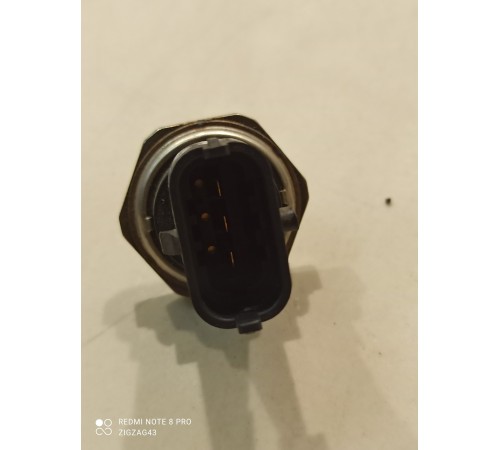 Датчик давления топлива