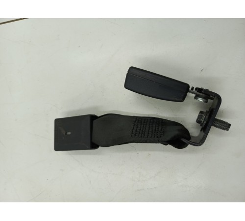 Ответная часть ремня безопасности задняя