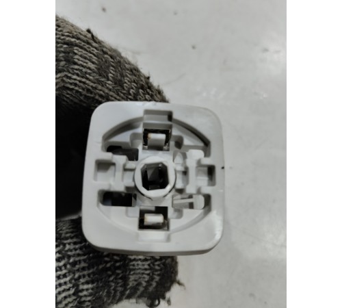 Крючок салона передний правый