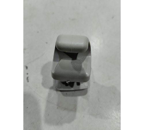 Крючок салона передний правый