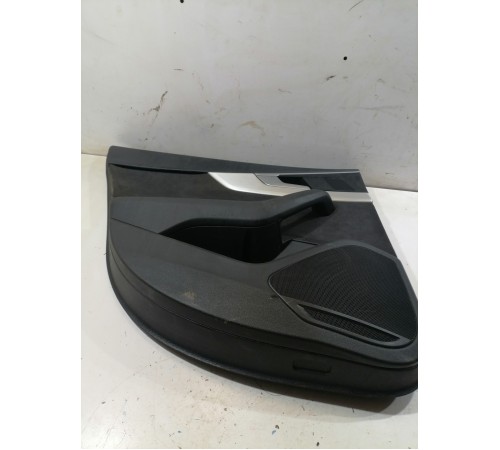 Обшивка двери задняя левая