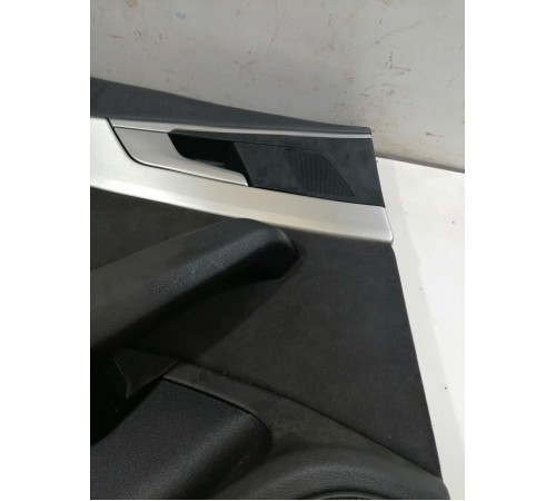 Обшивка двери задняя левая