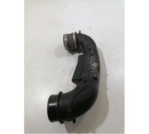 Патрубок воздушного фильтра