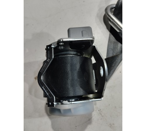 Ремень безопасности задний