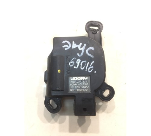 Моторчик привода заслонок отопителя