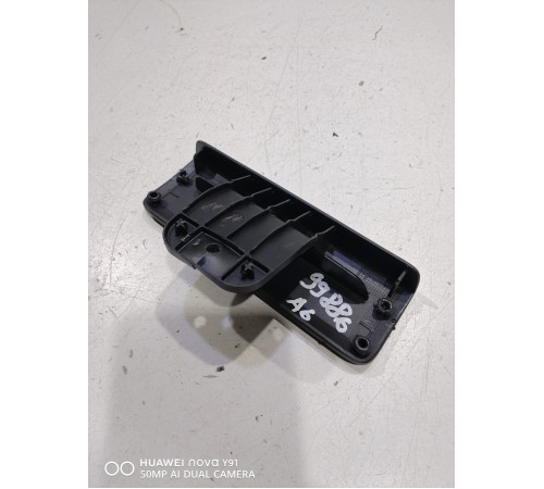 Накладка (заглушка) салона