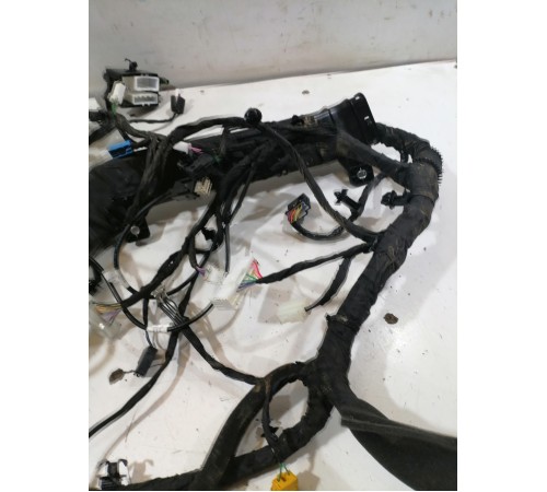 Электропроводка под торпедо