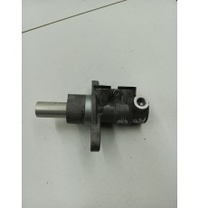 Главный тормозной цилиндр