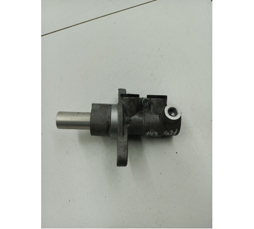 Главный тормозной цилиндр