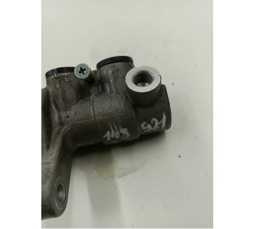 Главный тормозной цилиндр