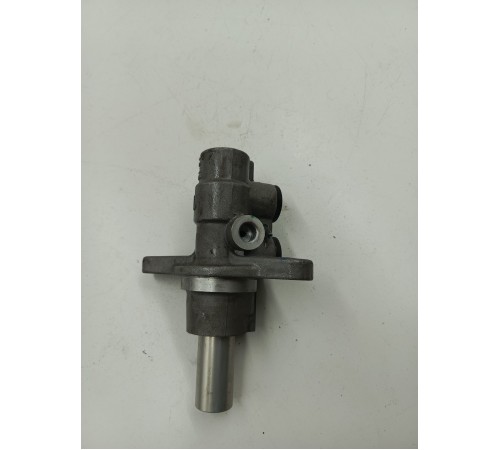 Главный тормозной цилиндр