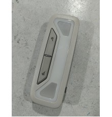 Плафон внутреннего освещения салона