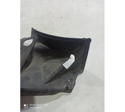 Накладка (кожух) чашки переднего амортизатора левая