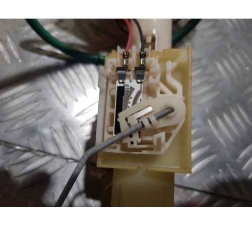 Датчик уровня топлива