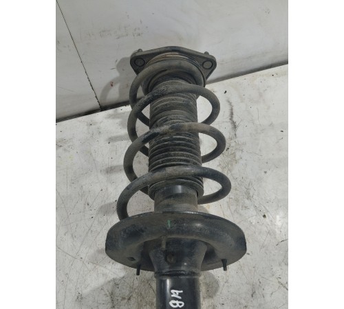 Стойка подвески передняя левая в сборе