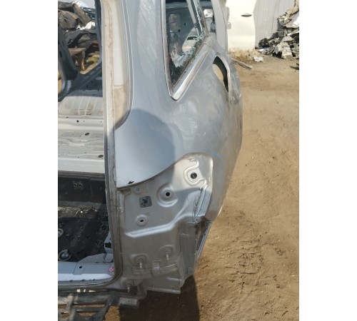 Крыло заднее правое