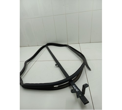 Уплотнитель стекла двери передний правый