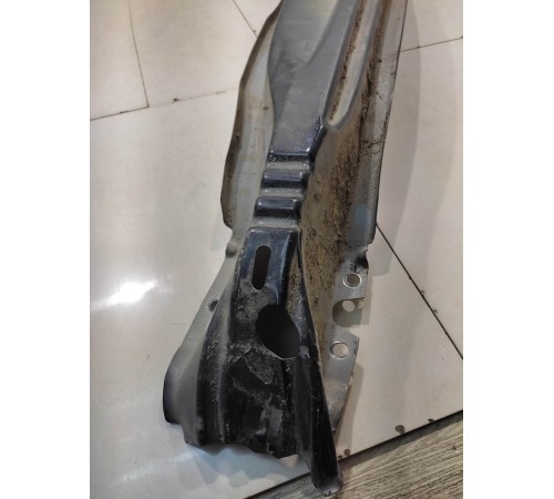 Усилитель заднего бампера