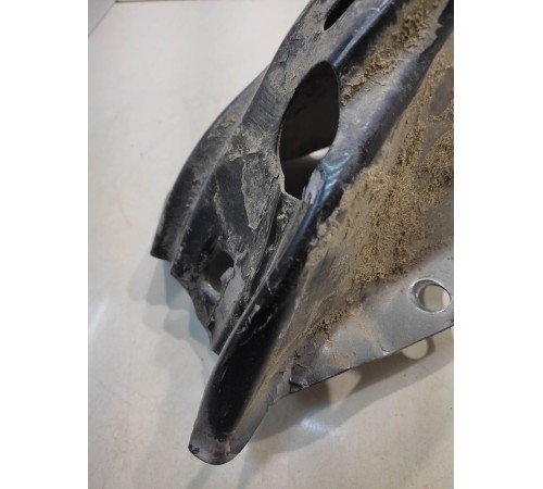 Усилитель заднего бампера