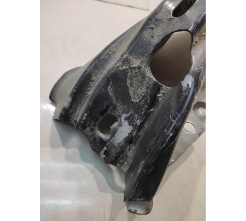 Усилитель заднего бампера