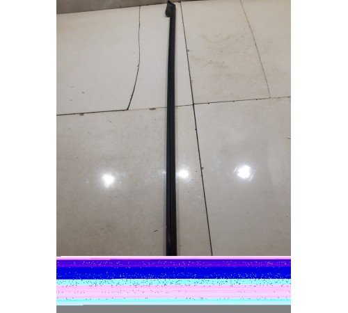 Уплотнитель стекла (задний левый наружный)