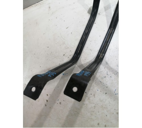 Крепление топливного бака 2шт