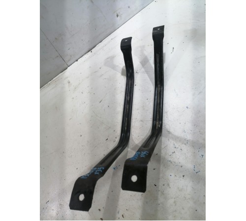 Крепление топливного бака 2шт