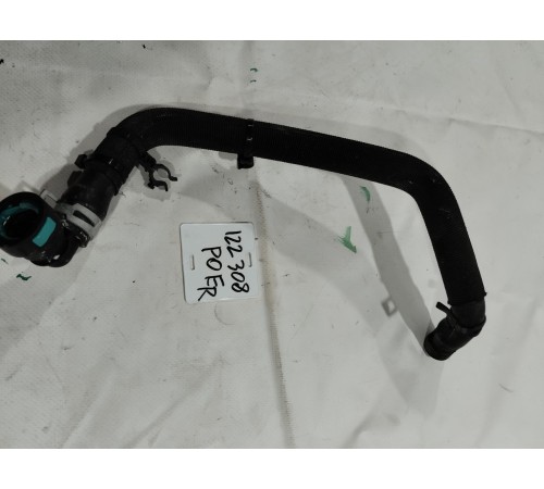 Патрубок системы охлаждения