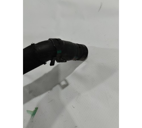 Патрубок системы охлаждения