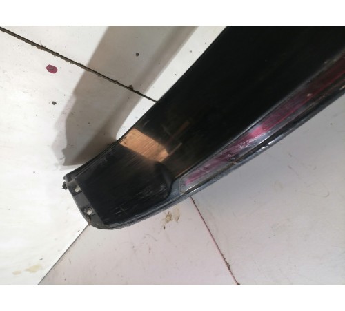 Спойлер крышки багажника