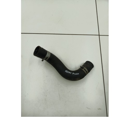 Патрубок системы охлаждения