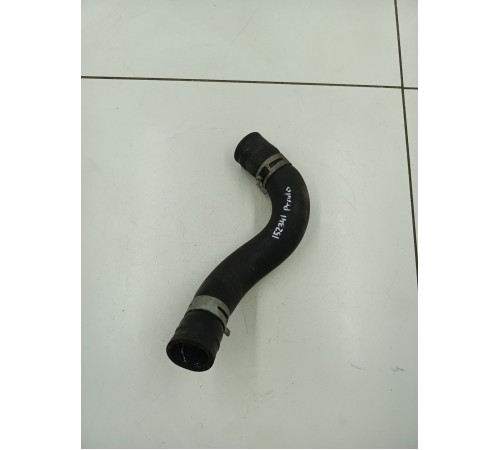 Патрубок системы охлаждения