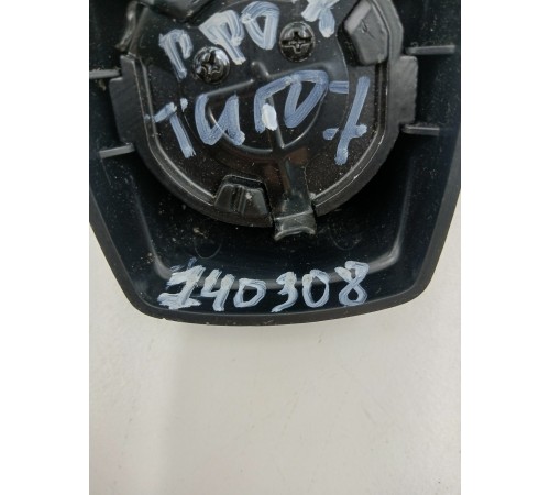 Зеркало заднего вида салонное