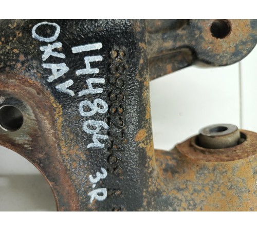 кулак задний правый