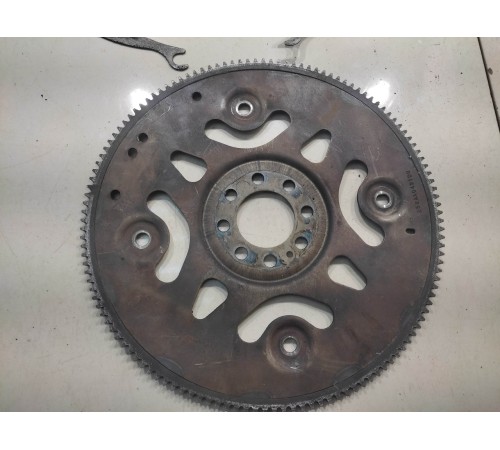 Маховик двигателя