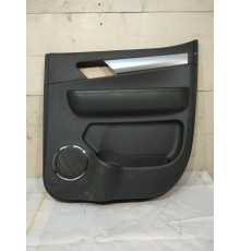 Обшивка двери задней правой