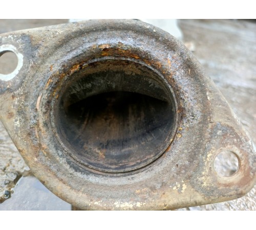 Труба глушителя средняя часть с катализатором