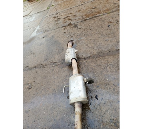 Труба глушителя средняя часть с катализатором