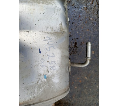 Труба глушителя средняя часть с катализатором