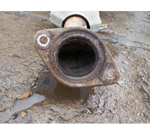 Труба глушителя средняя часть с катализатором