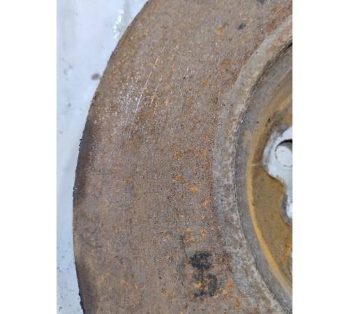 Тормозной диск передний правый