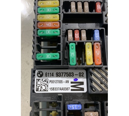 Блок предохранителей