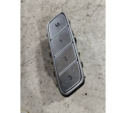 Блок памяти сиденья передний левый