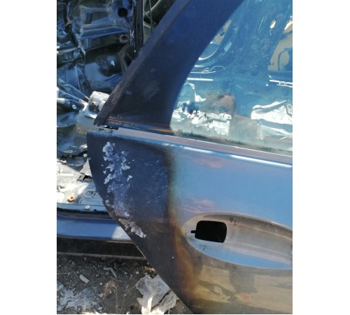 Дверь задняя правая