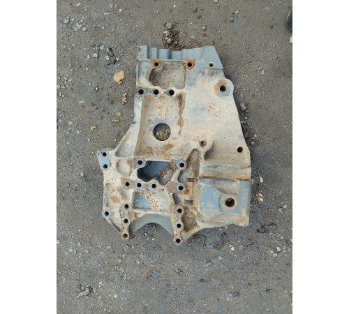 Кронштейн (крепление) кабины передний левый