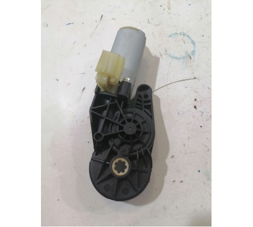 Моторчик регулировки переднего левого сиденья