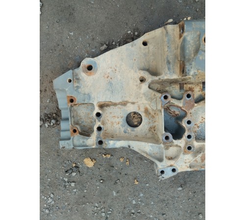 Кронштейн (крепление) кабины передний левый