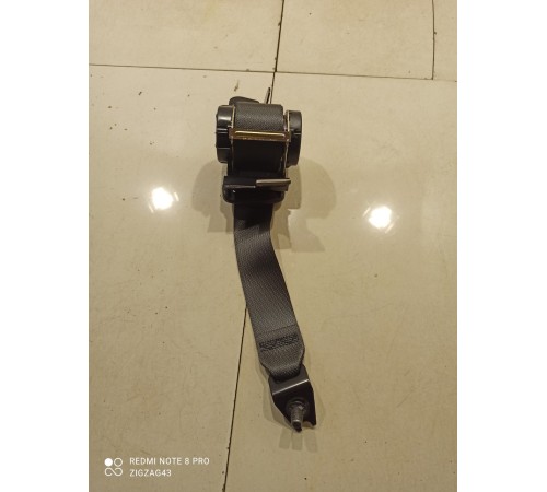 Ремень безопасности (задний, правый)